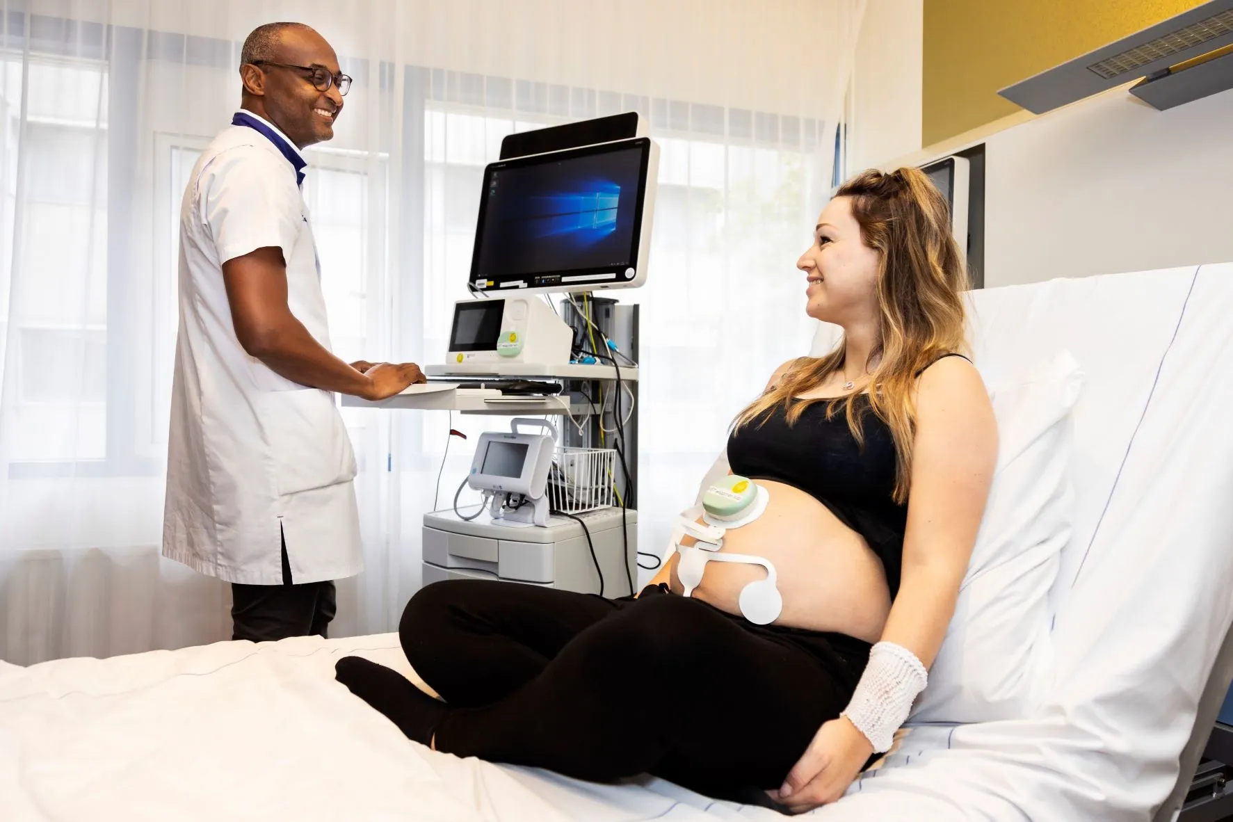 continue monitoring zwangere vrouwen mmc