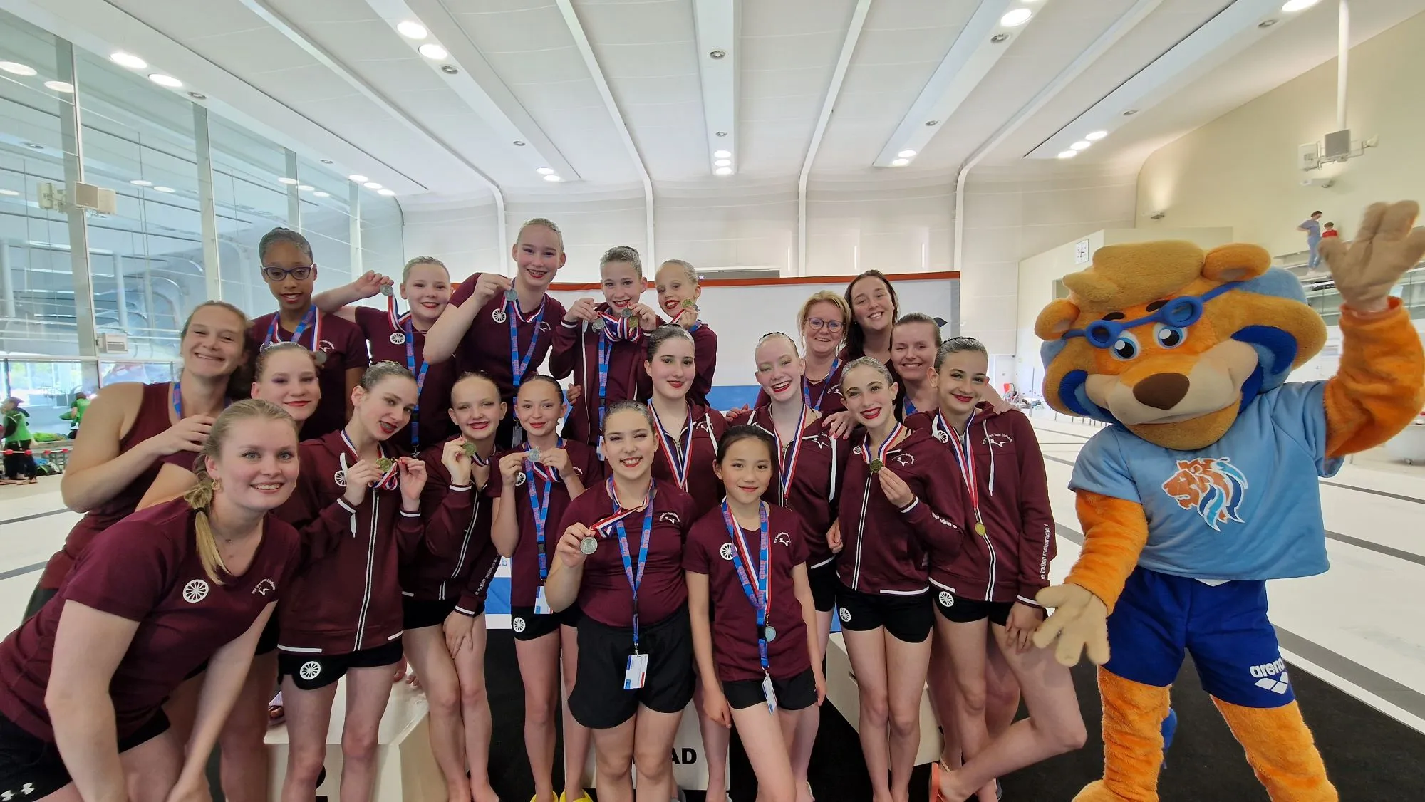 podium psv synchroonzwemsters