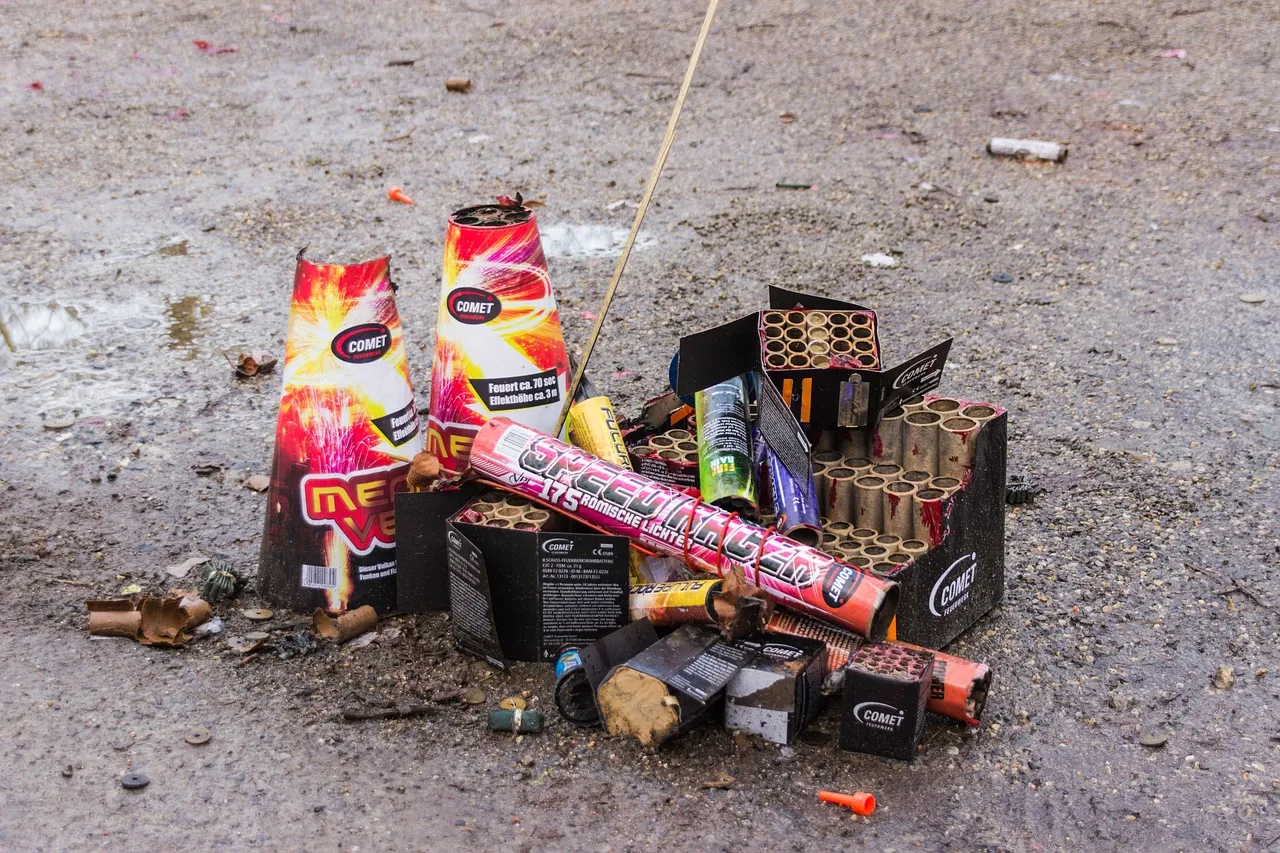 vuurwerk2 meineresterampe via pixabay