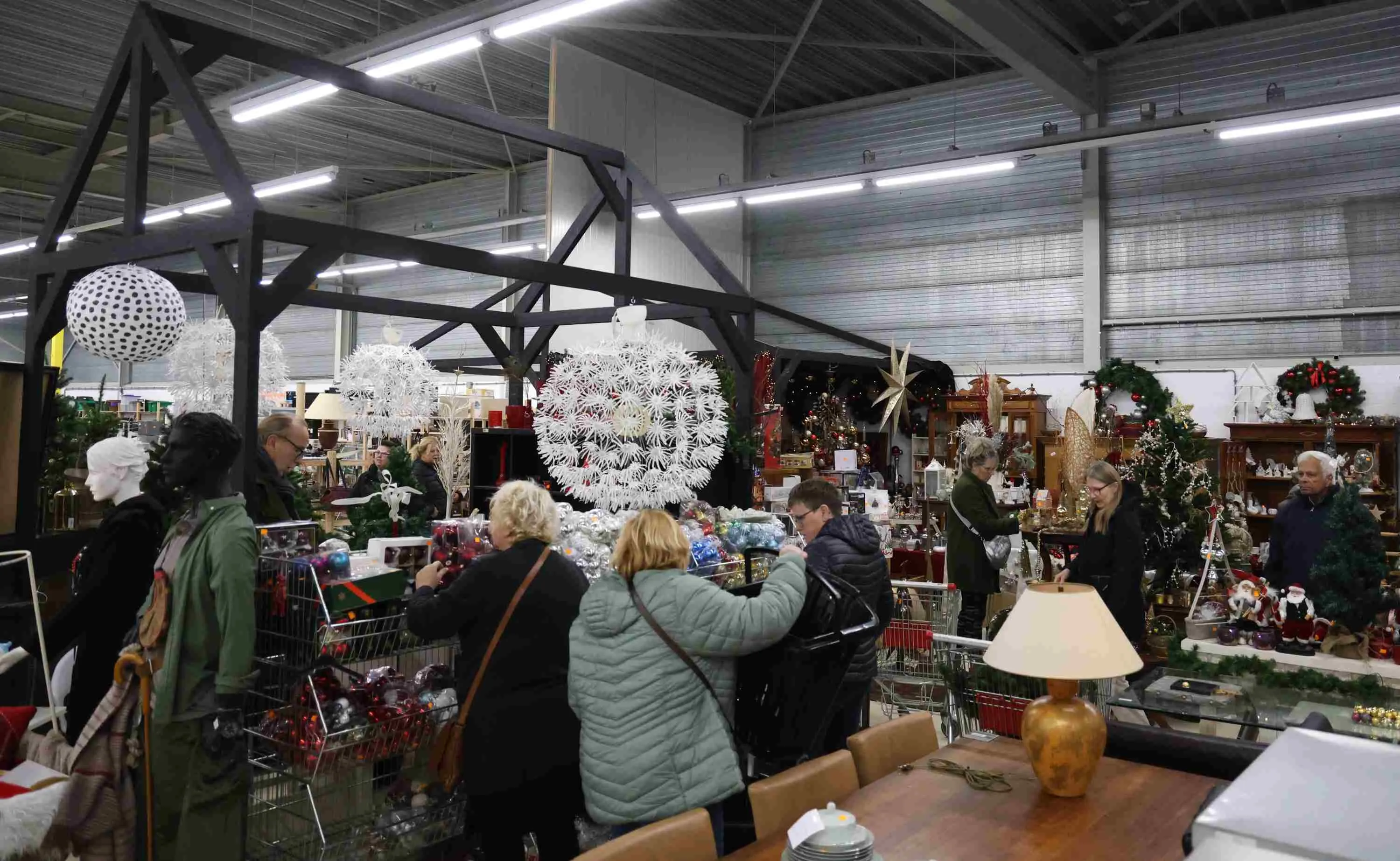kerstmarkt kringloopwinkel 01