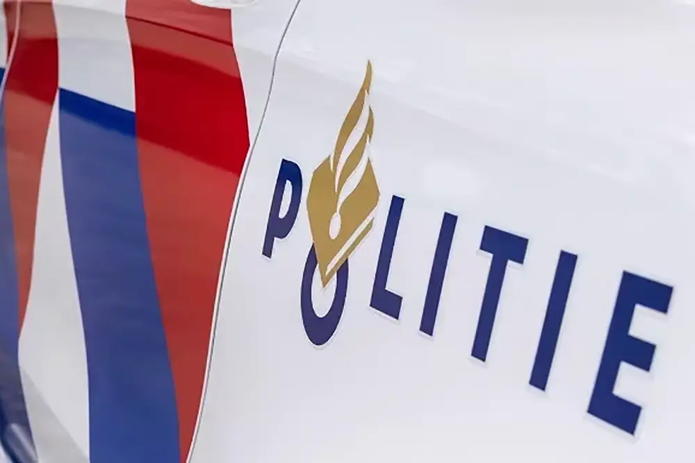 2019 04 23 politieauto mercedes pm013 1 kopieren politie