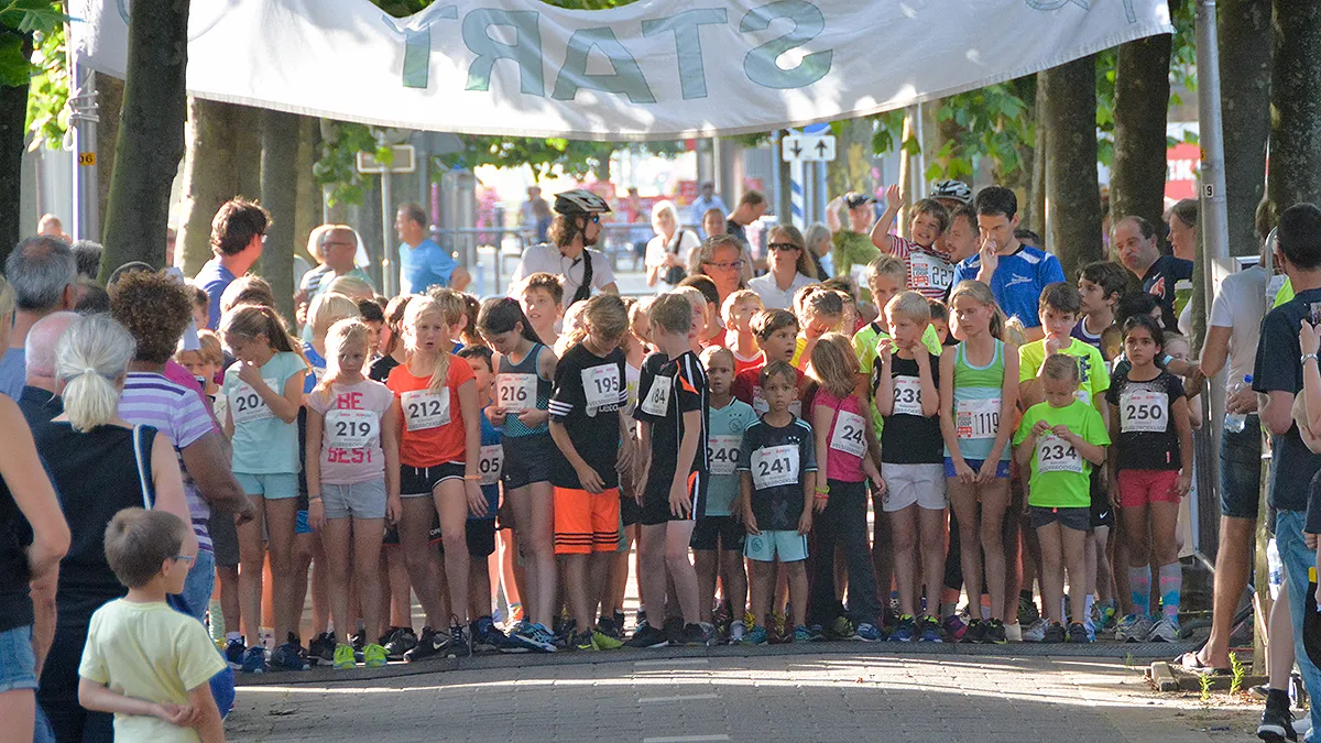 velserbroekloop 2017 start kidsrun