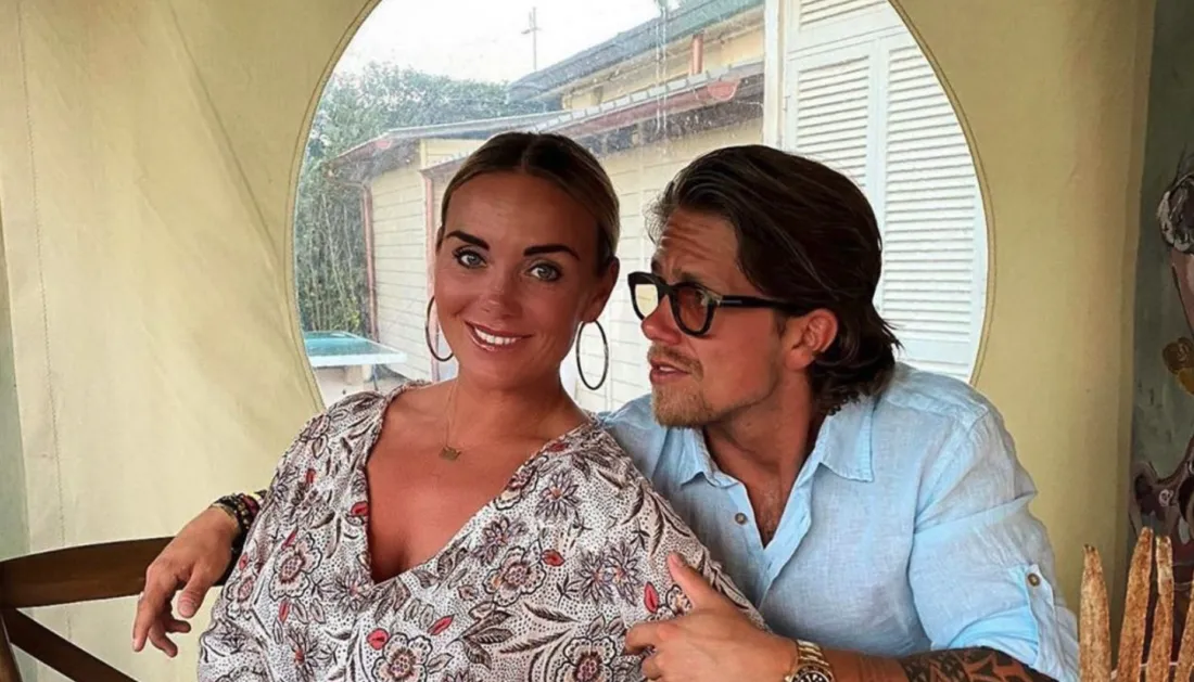 Sarah van Soelen onthult pikant geheim over relatie André en Monique