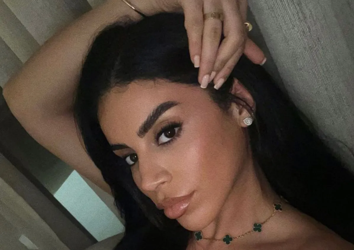 Selma Omari compleet onherkenbaar na cosmetische ingreep