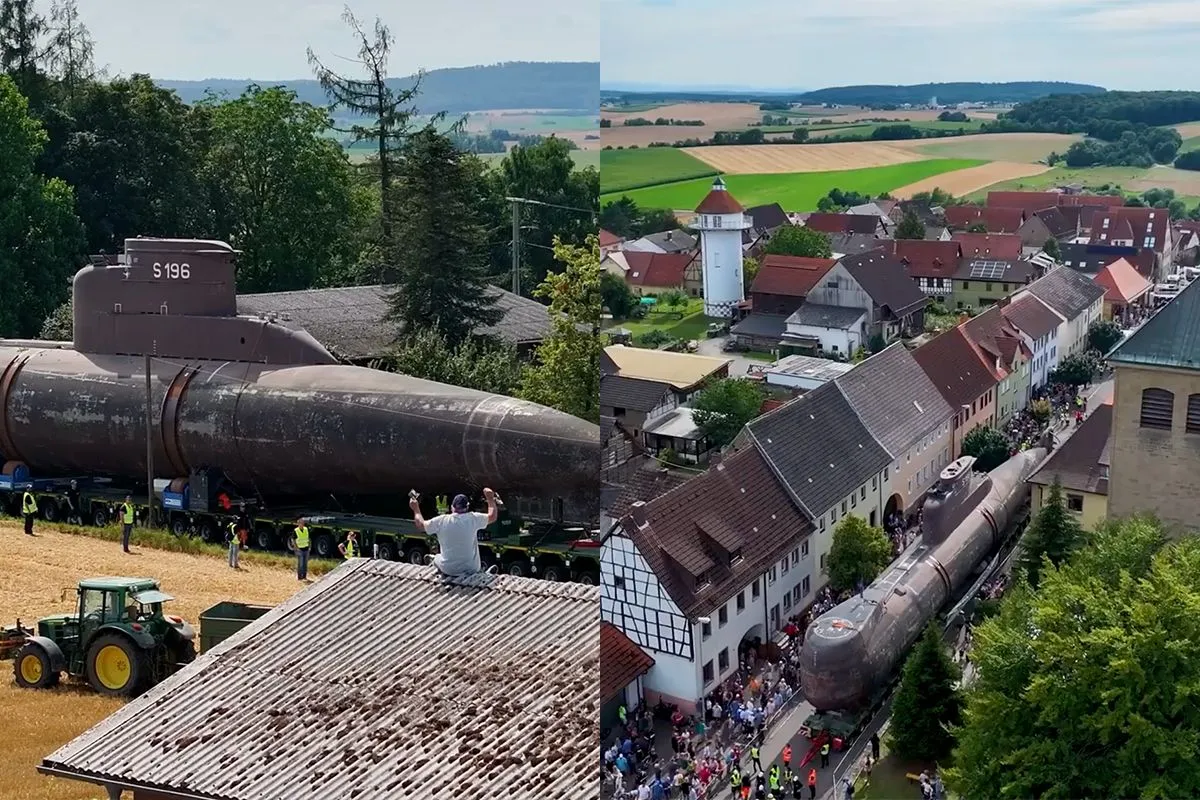 Vervoer van Duitse onderzeeër naar museum in Duitsland