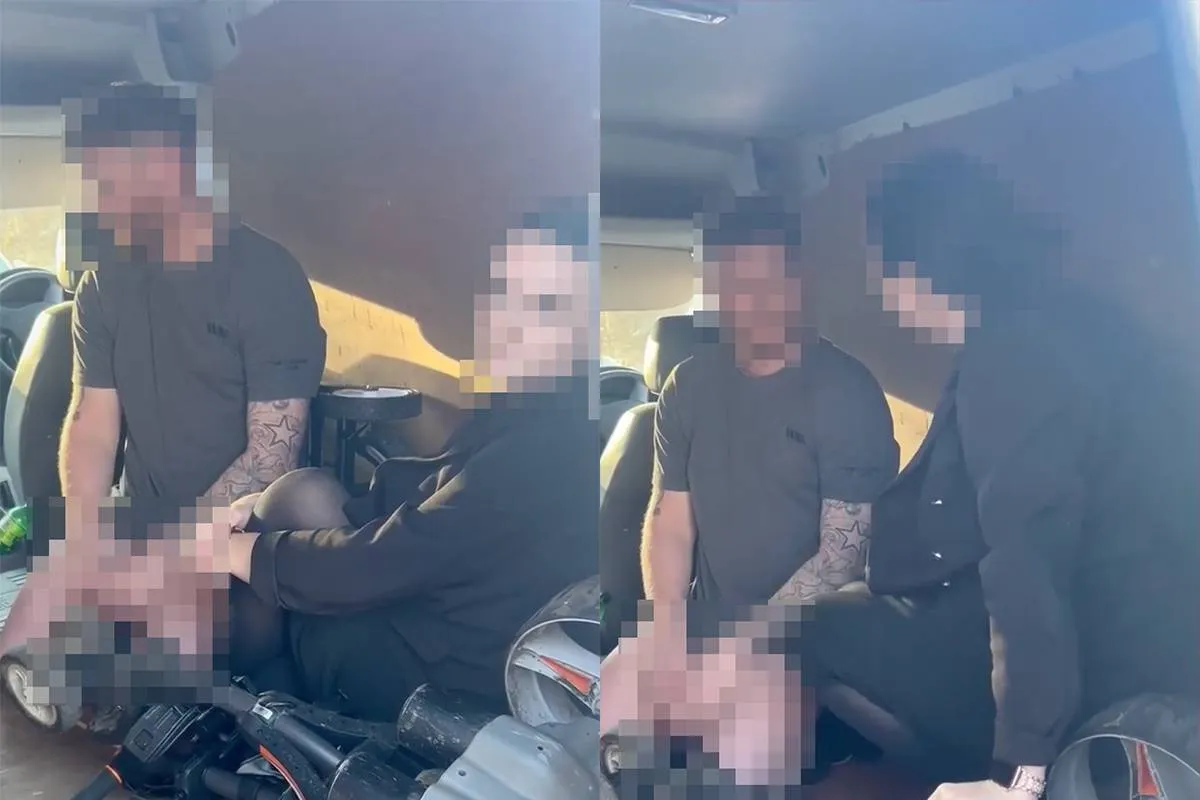 Vrouw betrapt haar man en slingert beelden online