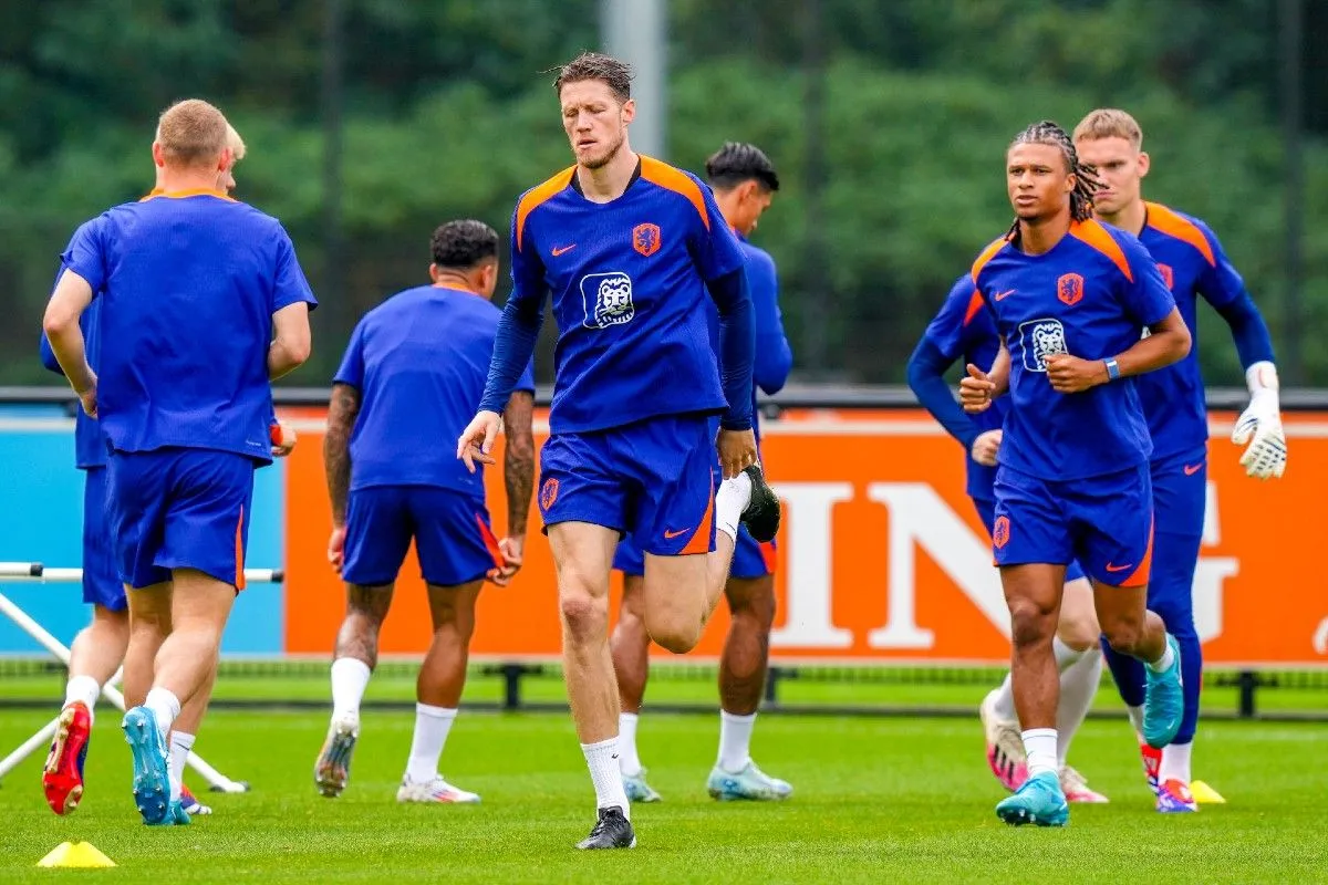 240904oranje1