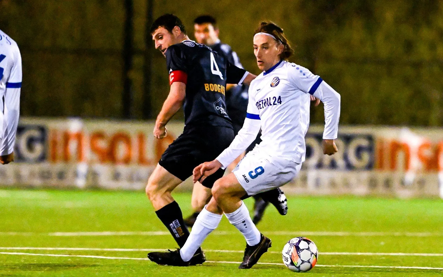 20250329rotselaarverbroederinggeeltoonopdekamp