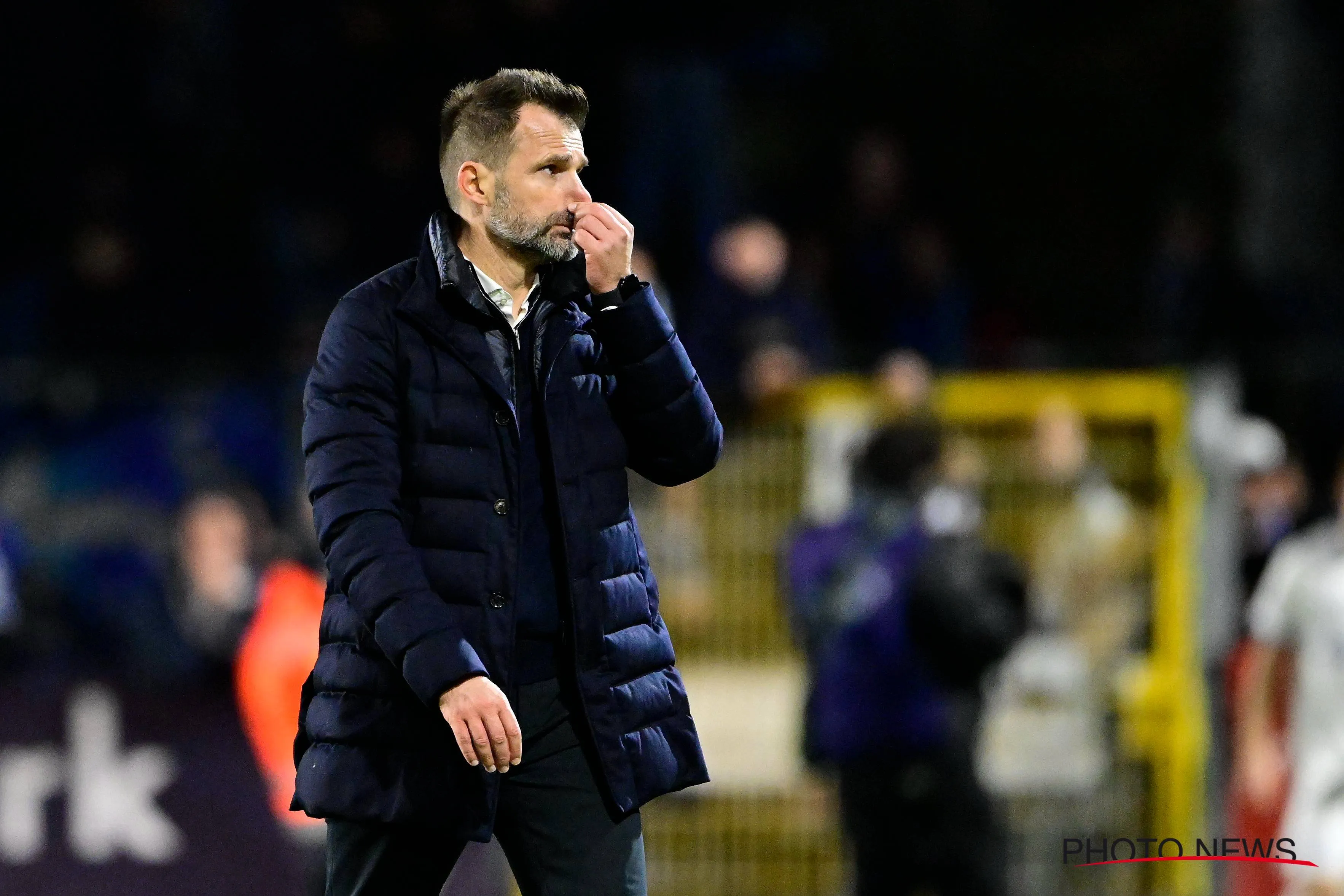 Het gaat helemaal fout bij Club Brugge: Fans komen in opstand tegen Ivan Leko