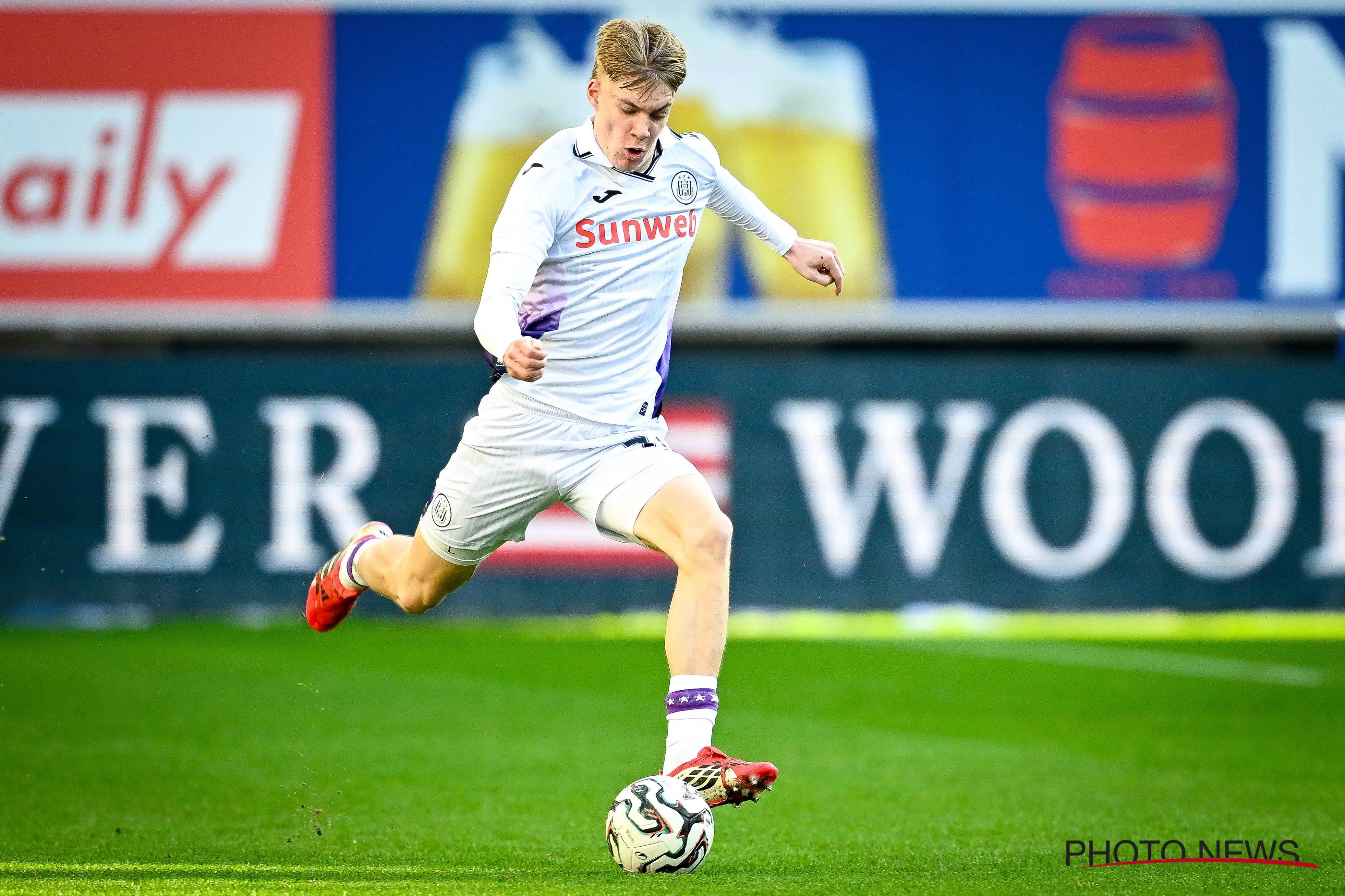 'Opmerkelijke transfer voor Nathan De Cat'