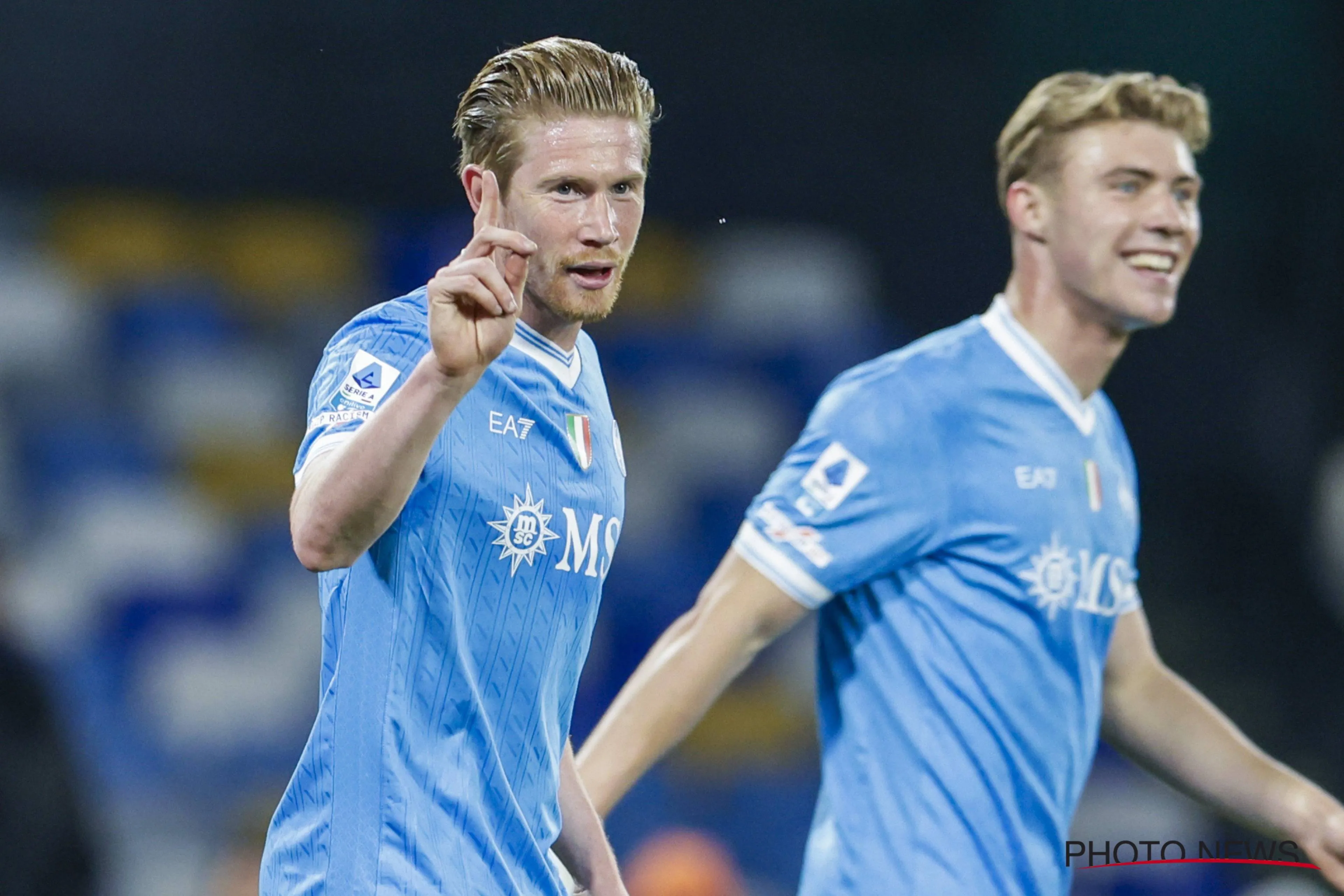 Italiaanse kranten unaniem over 'Professor' De Bruyne na Napoli-zege