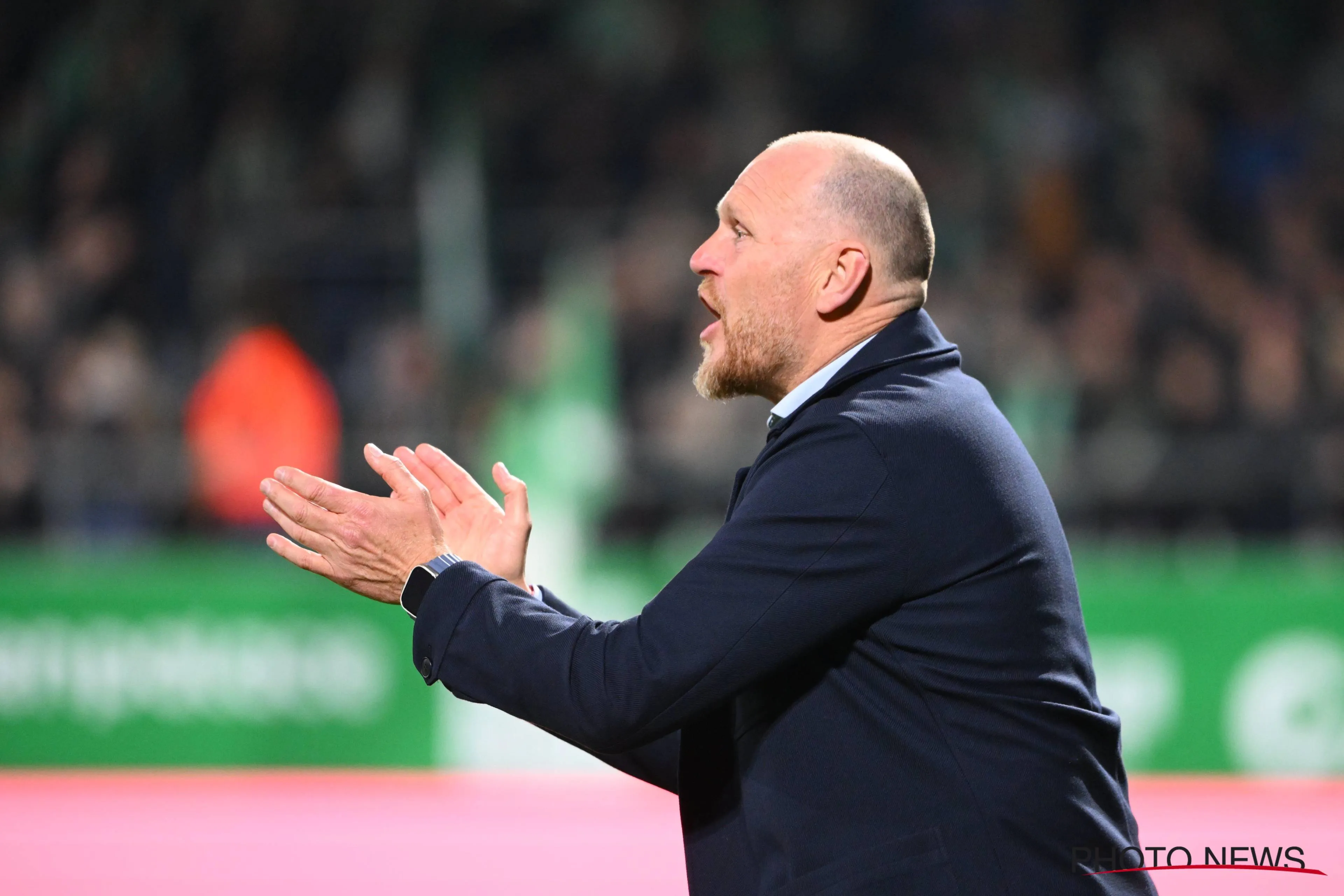 'Oosting slachtoffer van overname Antwerp'