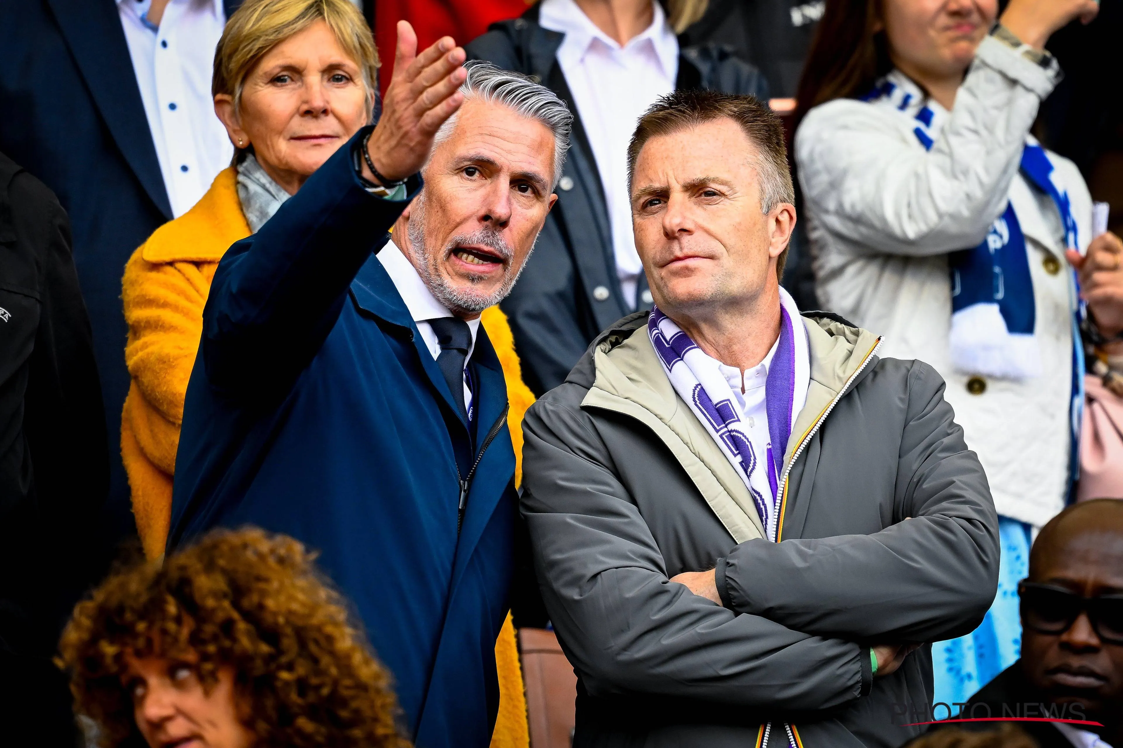 'Ontketend Anderlecht bestormt meteen transfermarkt'