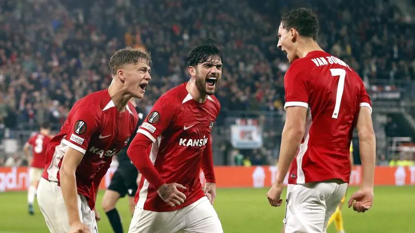 az worstelt zich dankzij uitblinker van bommel langs elfsborg in europa league