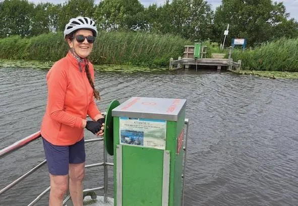 39a2a590-bb9b-49e5-9dde-b4d3bc0e73f0