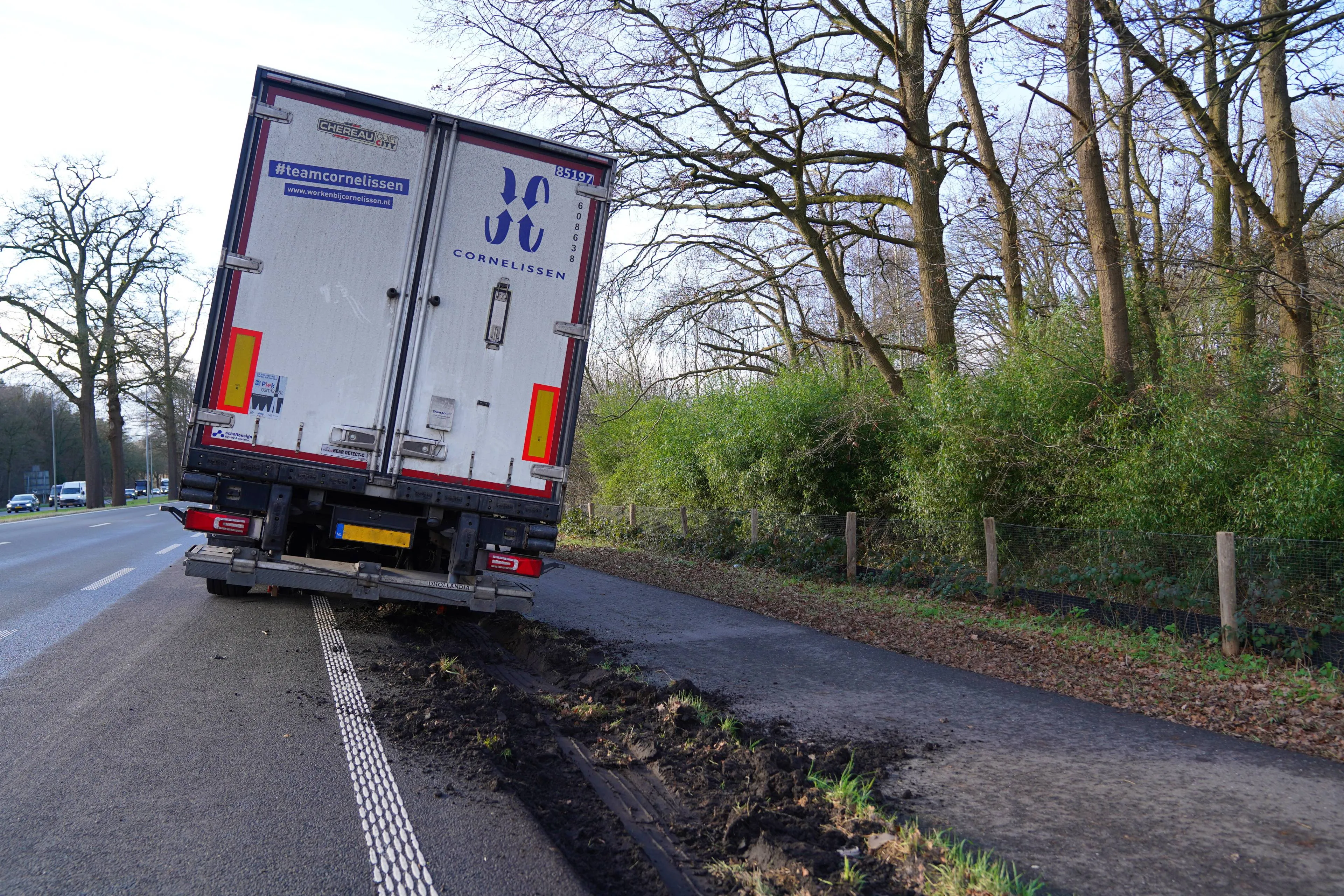 0fb0fb7a-485c-45df-be2c-b3ab483404f8