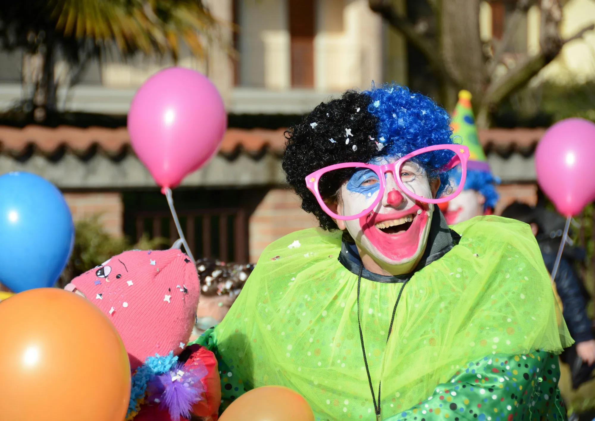 260212 RR OPWARMER CARNAVAL