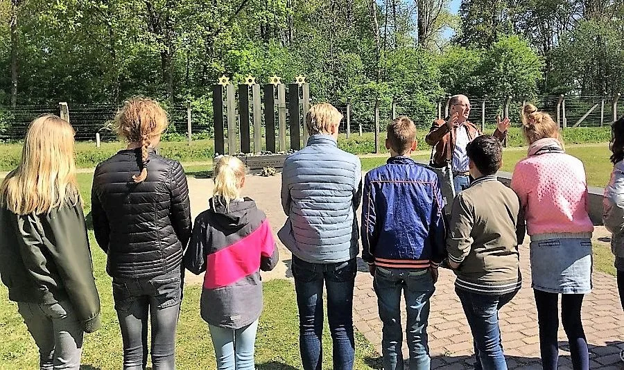 kindermonument 11