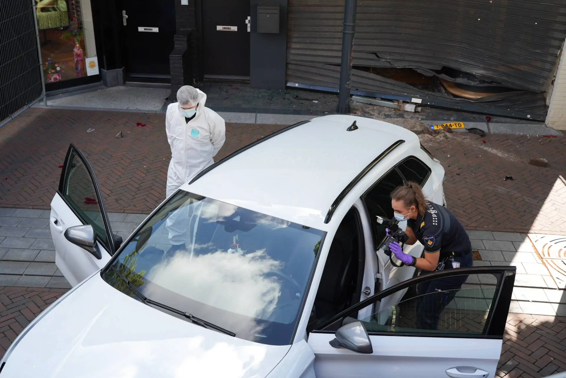 Update ramkraak Juwelier Puur in Waalwijk, politie zoekt getuigen