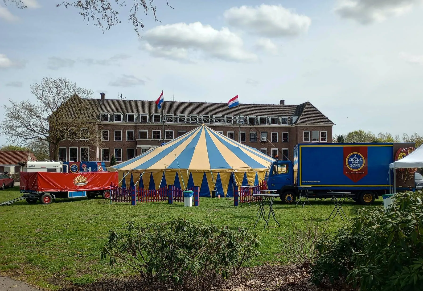 Circus in de Zorg bij Zideris aan de Cuneraweg in Rhenen(1)