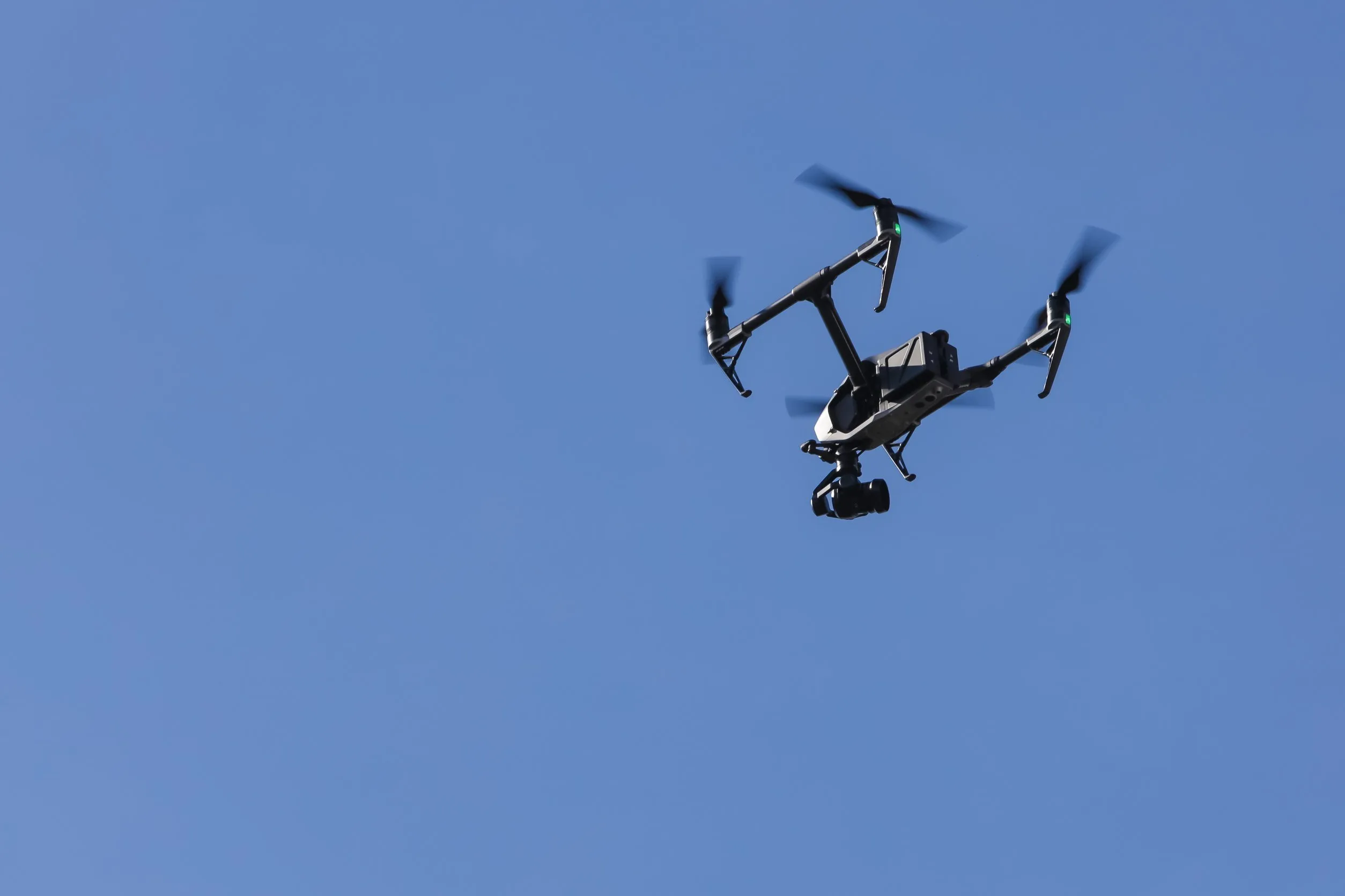 Drone bezorgt gevangenen iPhones