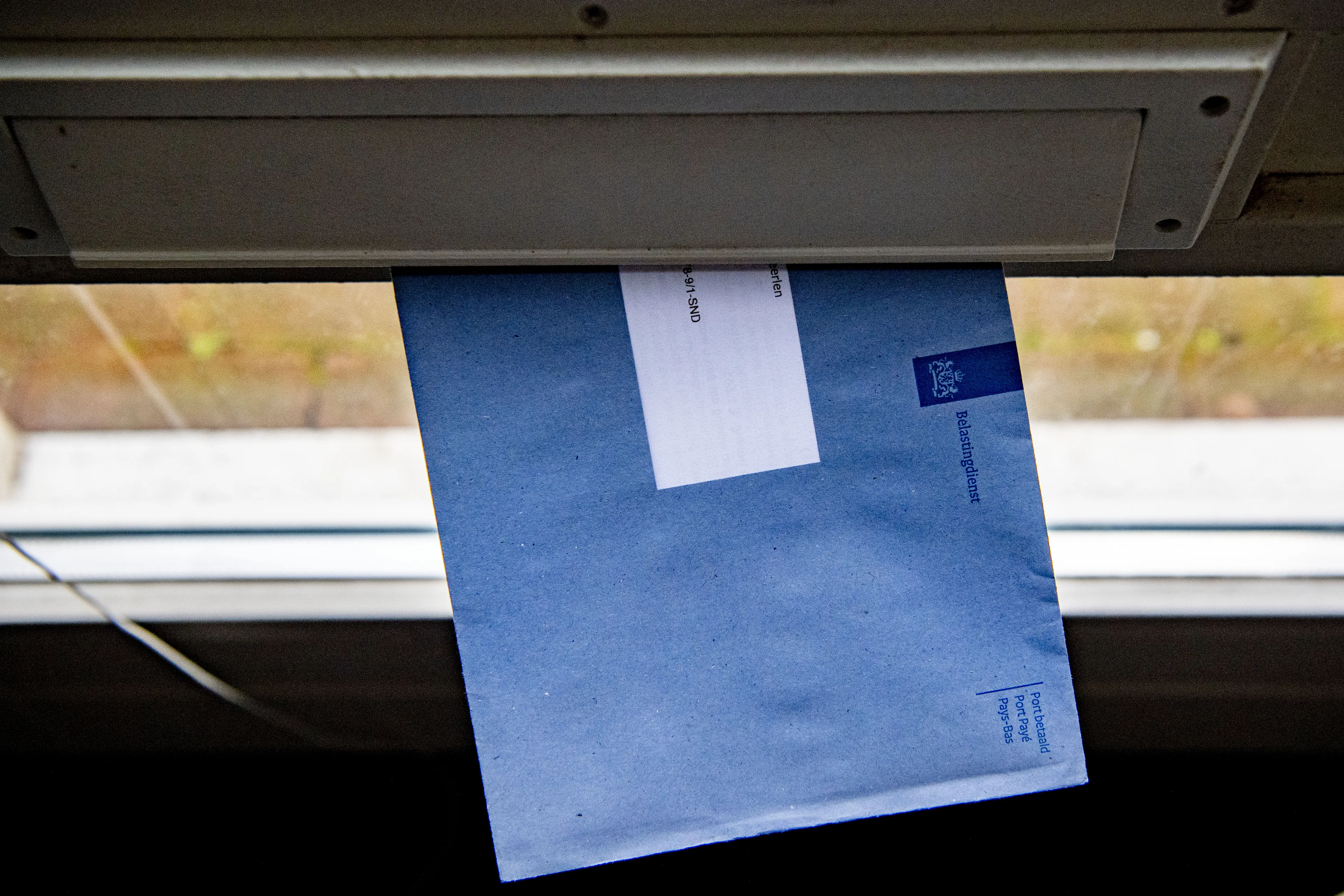 Trap er niet in:  oplichters doen alsof ze de Belastingdienst zijn