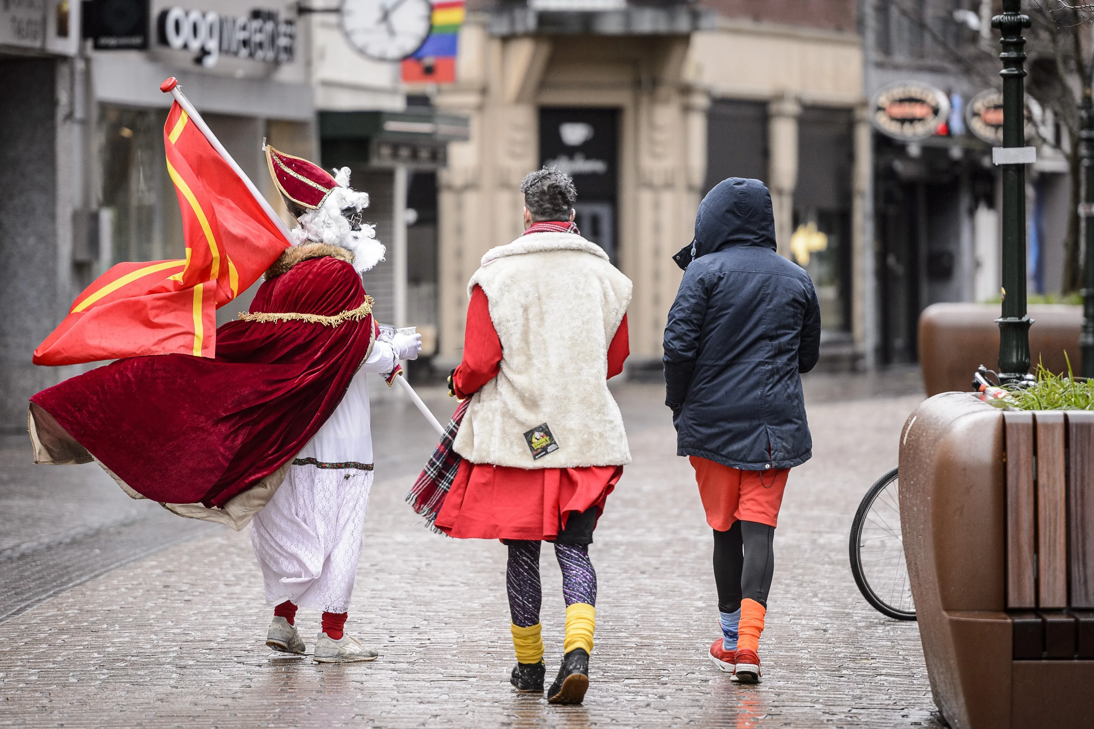 Bol.com doet Zwarte Piet helemaal weg