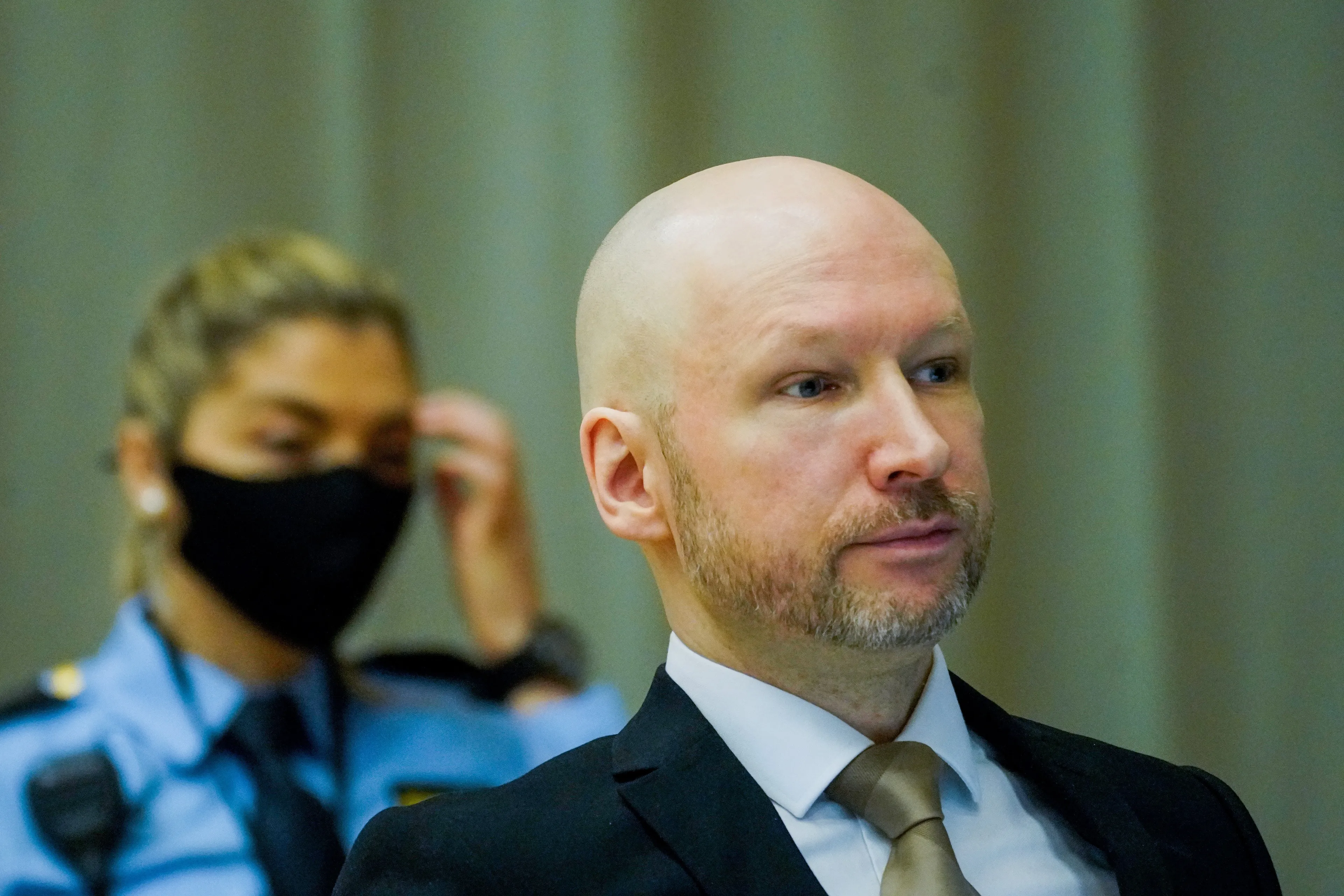 Psychiater: Breivik nog even verknipt en gevaarlijk