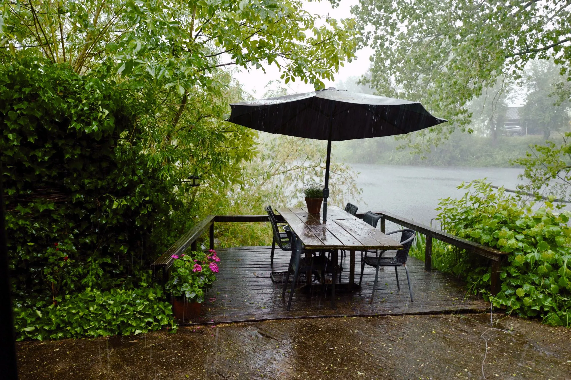 Een winterdip in april? “Er zijn drie types die elk verschillend reageren op slecht weer”