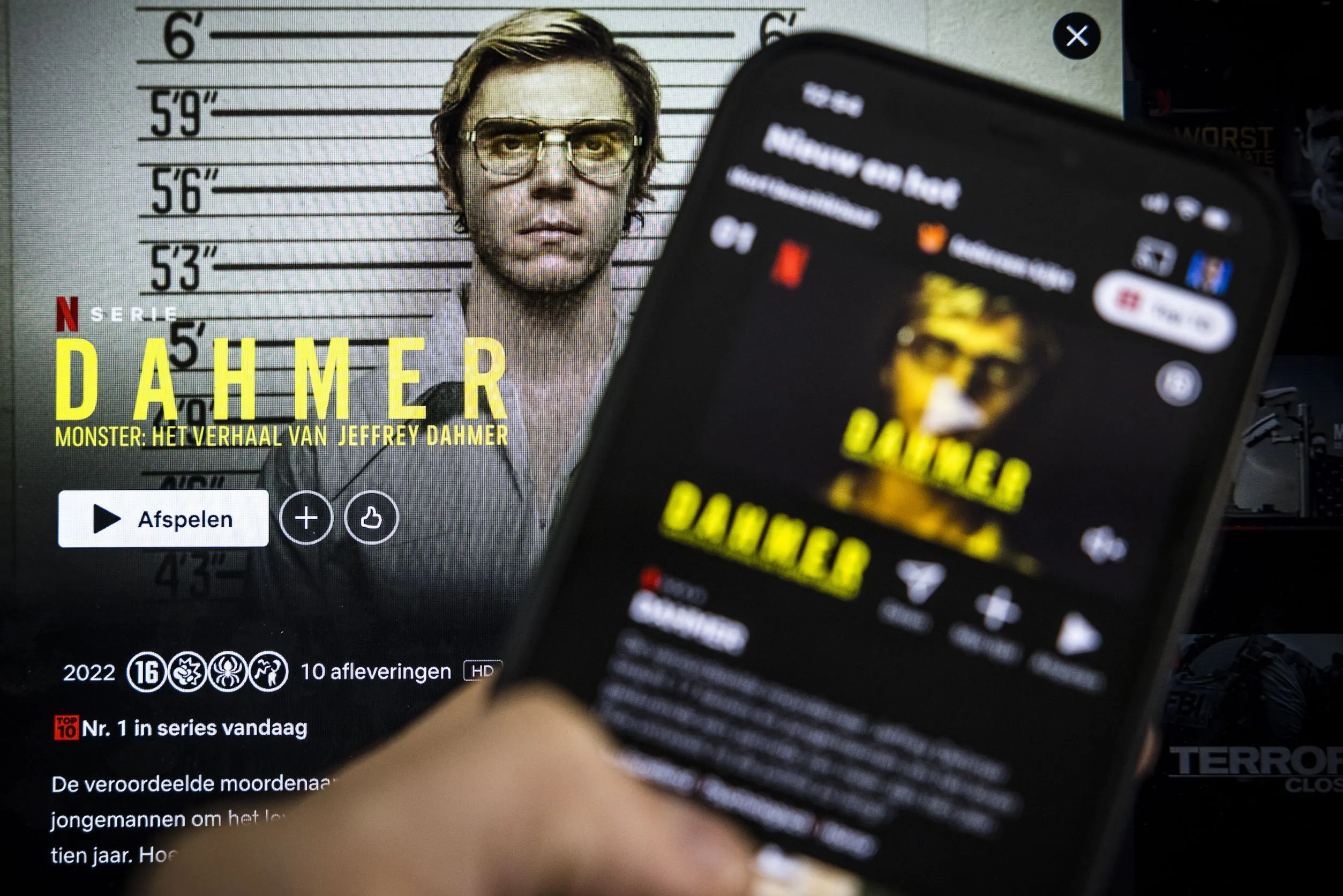 Moeder van slachtoffer seriemoordenaar Dahmer spreekt zich uit: 'Hoe kon Netflix dit doen?'