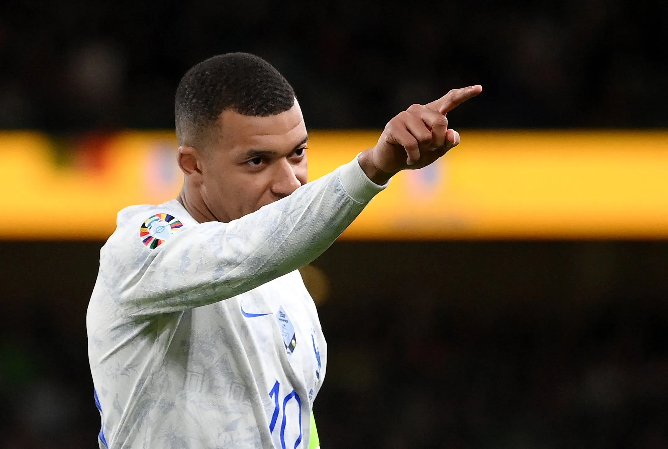 Onthuld: het waanzinnige salaris van Kylian Mbappé