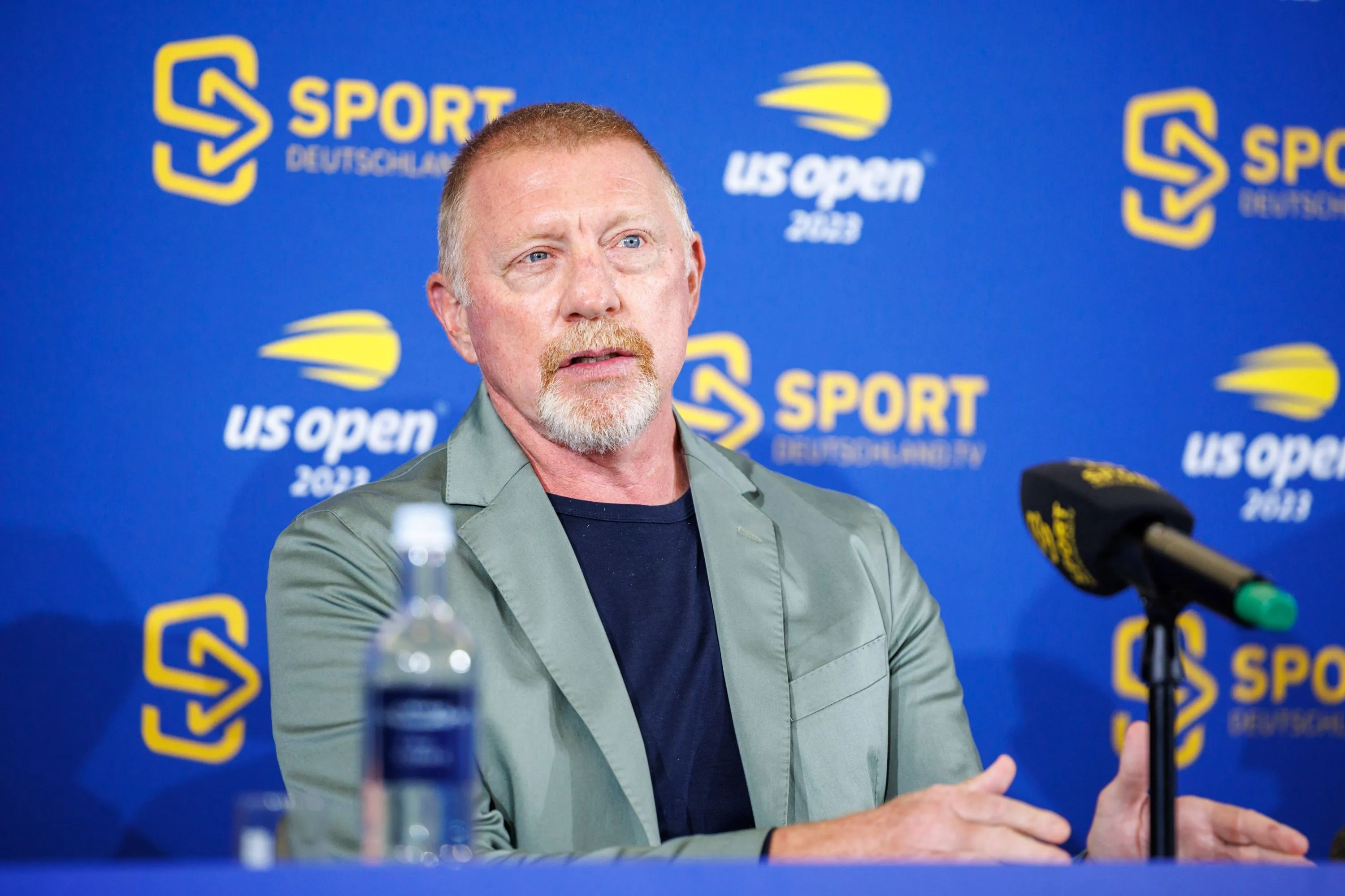 Uit de bajes, op de baan: Boris Becker terug in de schijnwerpers als coach van Holger Rune