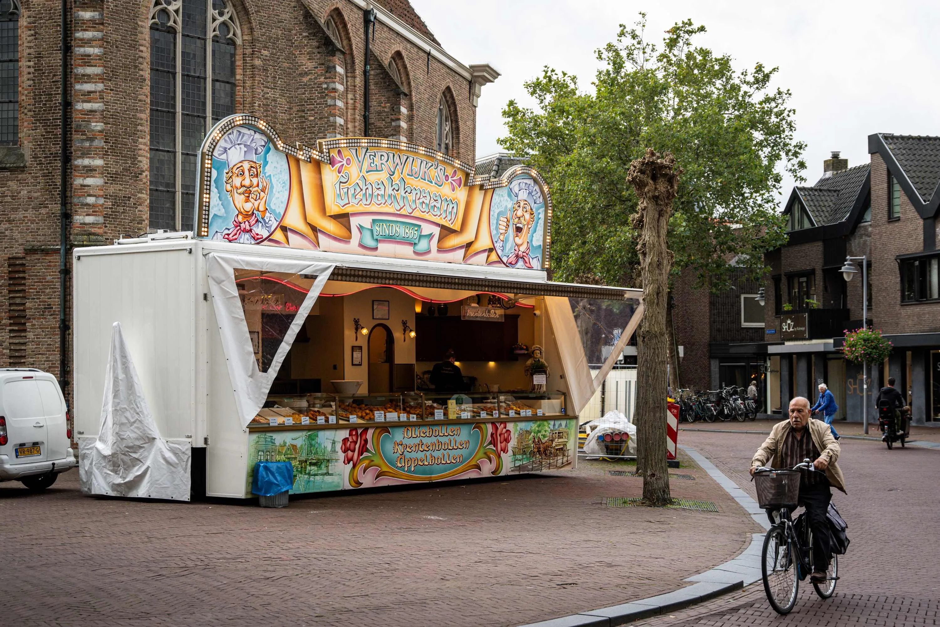 Hoeveel oliebollen moet je eten om een kilo aan te komen?