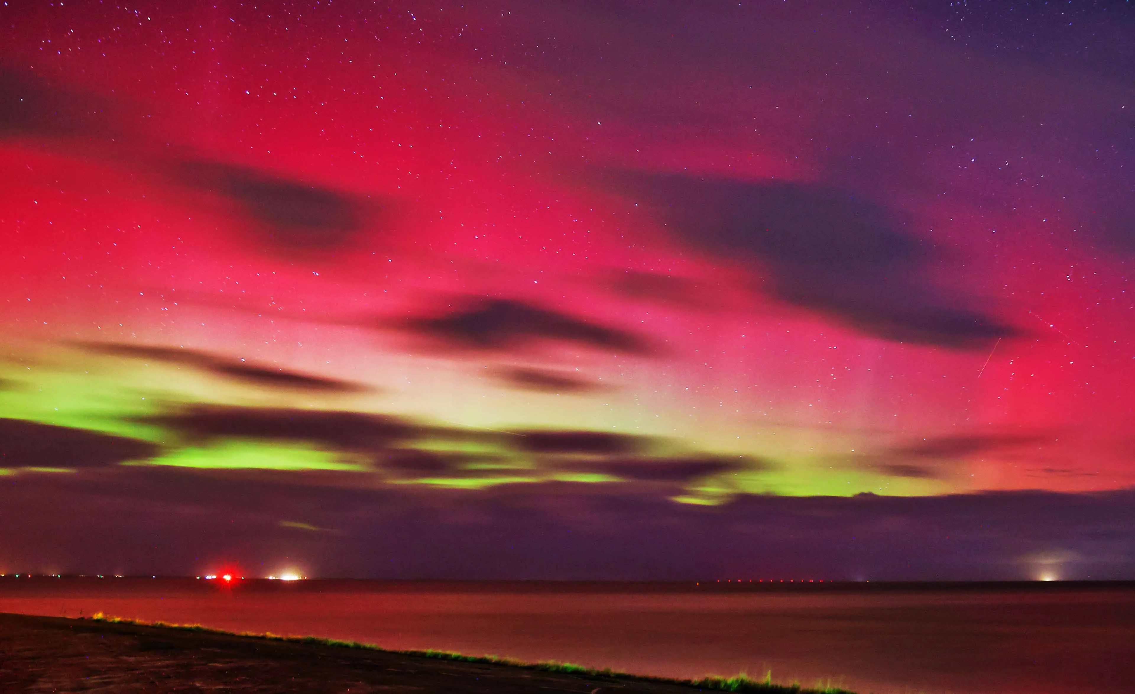 Zo mooi was het noorderlicht vannacht in Nederland