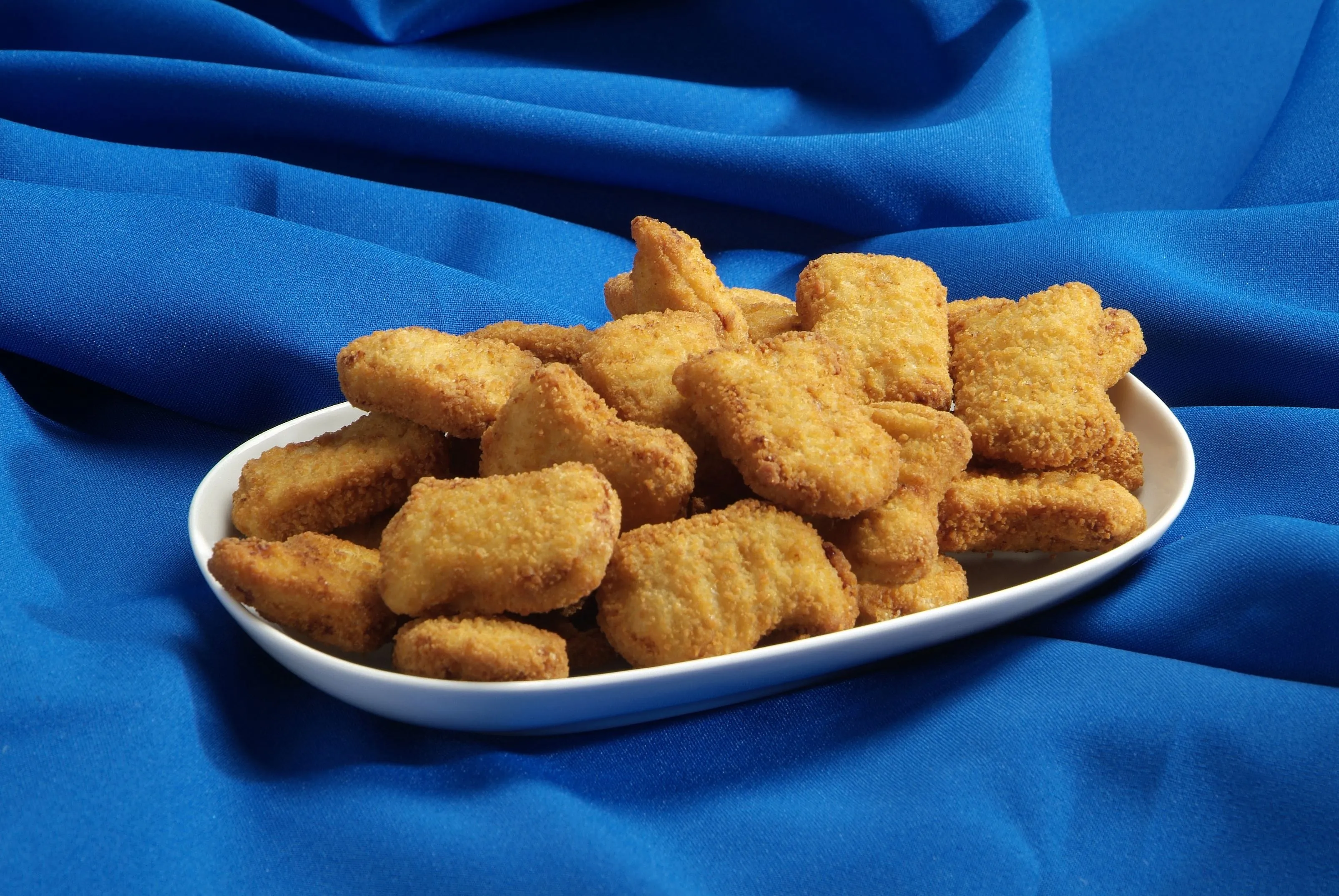 Only in America: Meisje (8) krijgt krankzinnige schadevergoeding na brandwond door kipnugget