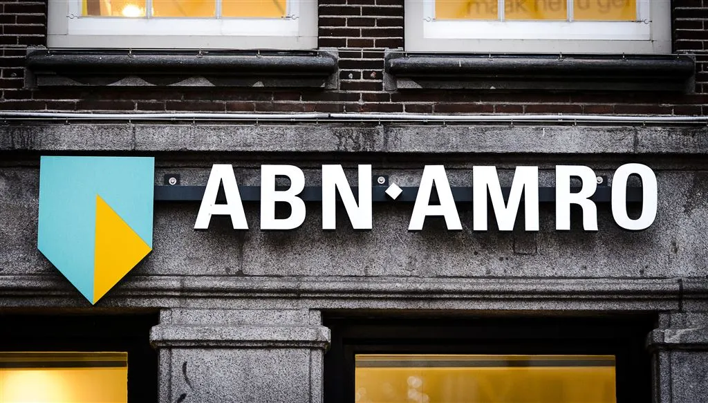 beursgang abn amro levert 33 miljard euro op1447997807