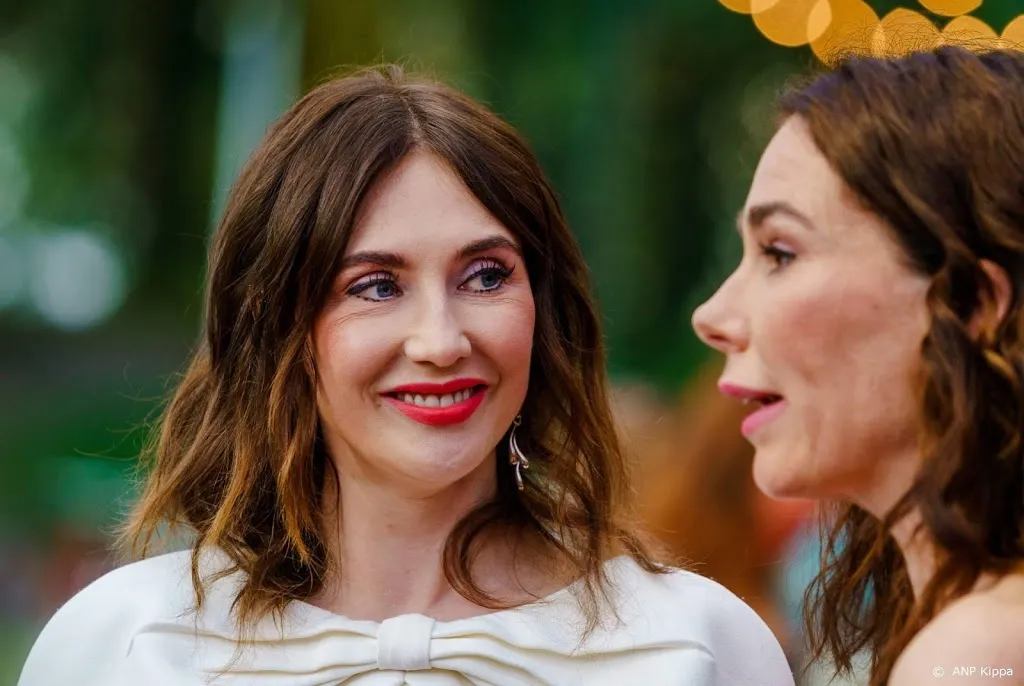 Carice en Halina gaan debuut van Sofie Lakmaker verfilmen
