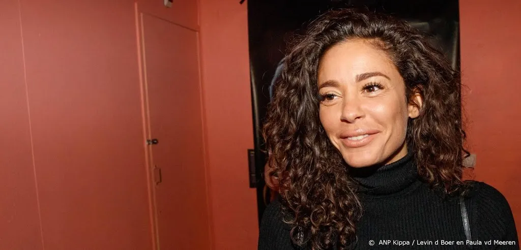 Fajah Lourens in plaats van Imanuelle Grives in film Suriname