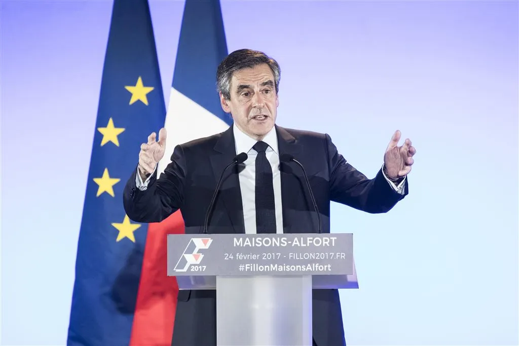 fillon blijft presidentskandidaat1488369613