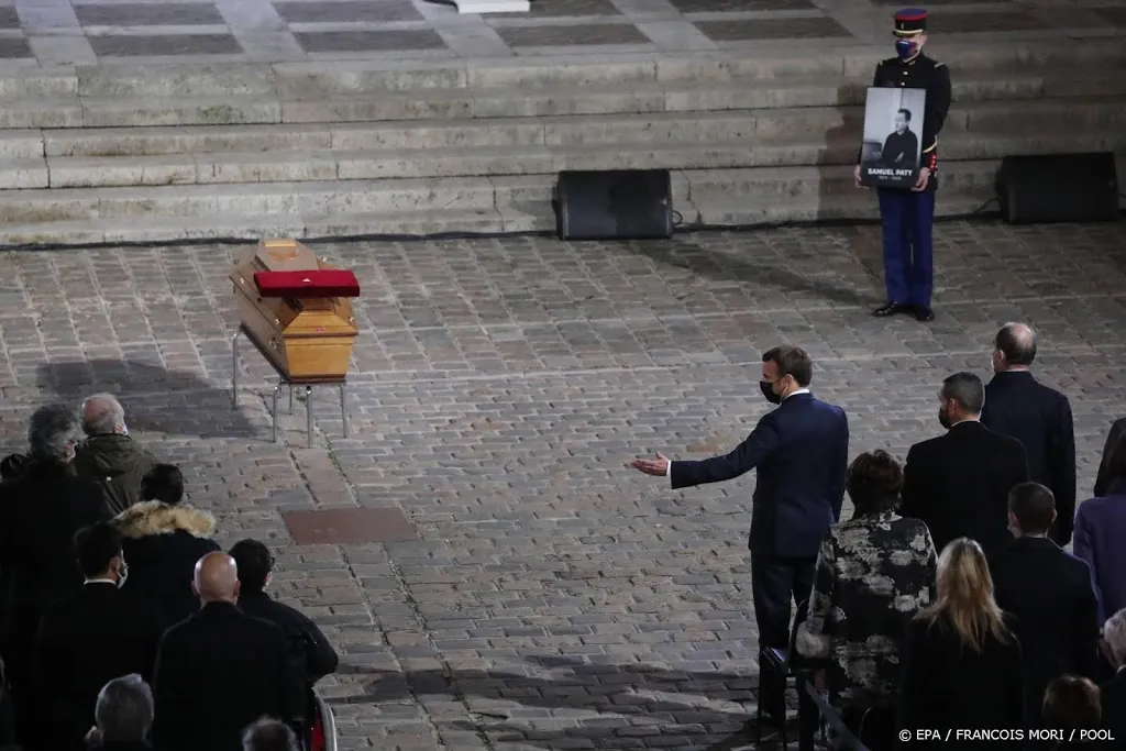 Franse scholiere loog over les van Samuel Paty die leidde tot diens onthoofding