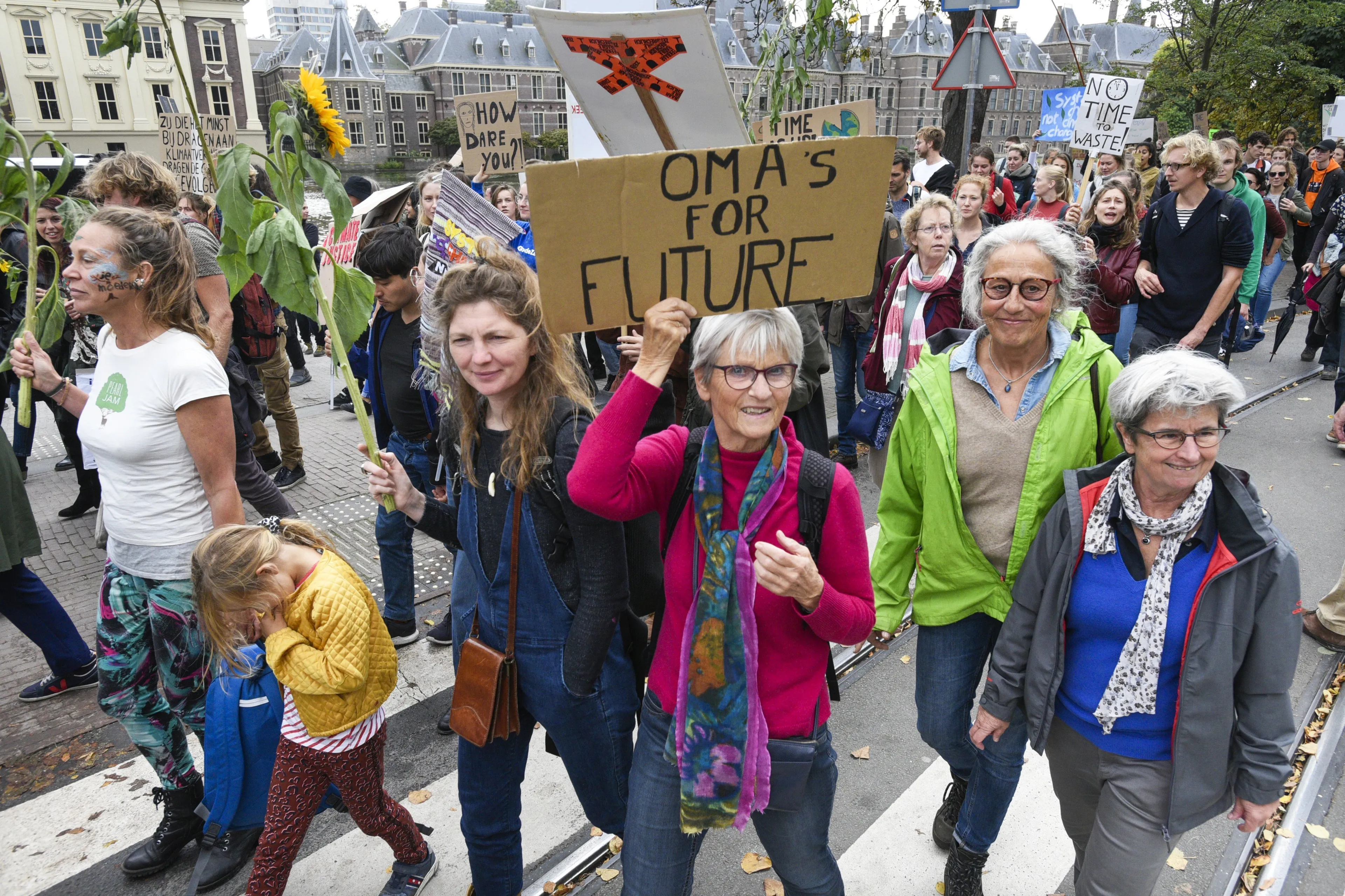 Waarom het zinloos is om babyboomers te vergelijken met millennials