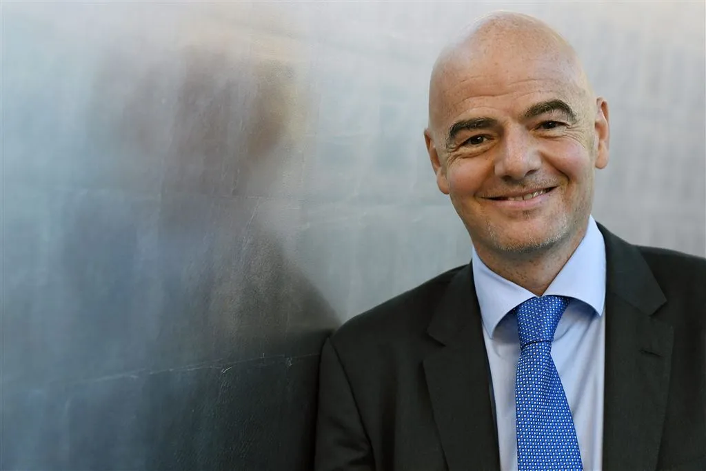 infantino denkt na over wk met 48 landen1475523397