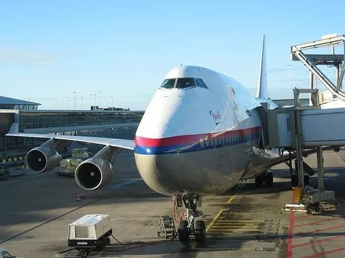 Het meisje met de engel op haar schouder