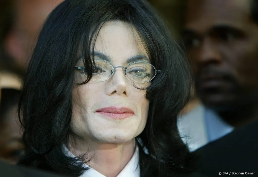Michael Jackson blijft topverdiener onder overleden sterren