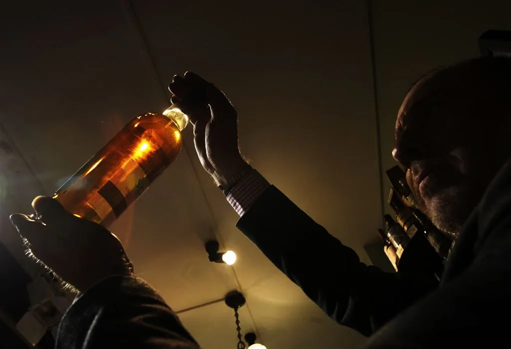 Miljonair betaalt 8600 euro voor nepwhisky