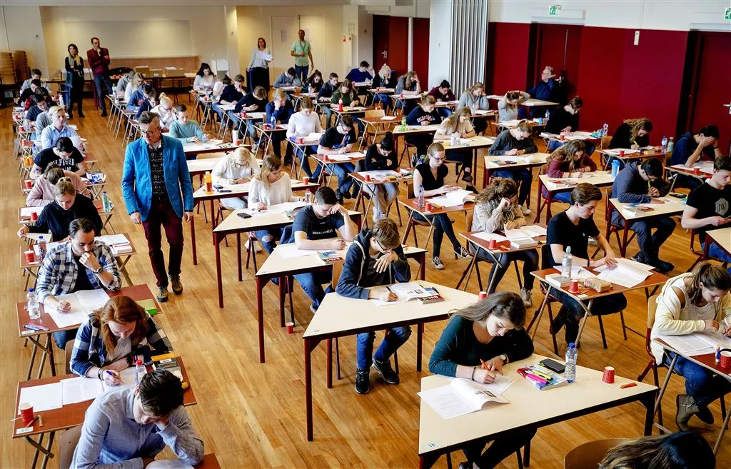 normering examen nederlands vwo aangepast1497409693