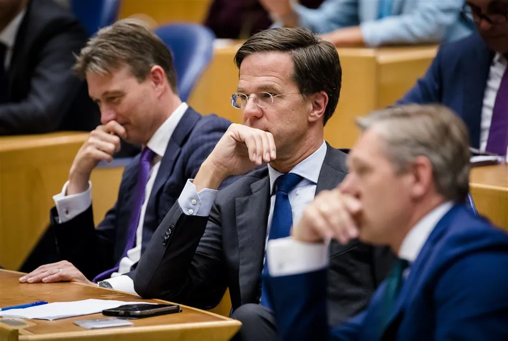 onbegrip bij rutte en buma over eis asscher1498575875