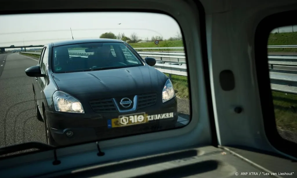 Politie wil met slimme techniek tot in je auto kijken tegen asociaal rijgedrag