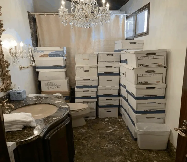 Atoomgeheimen in douche en wc: Trump verdacht van 37 misdrijven