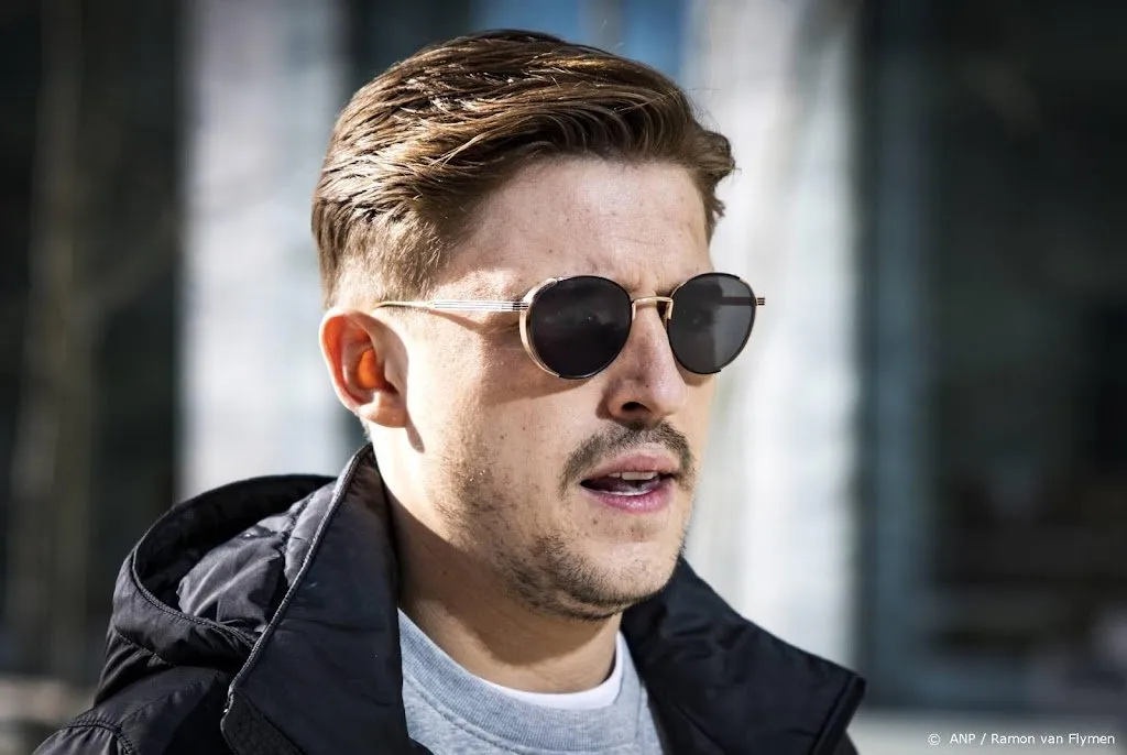 Tinder Swindler: ik ben met Lil Kleine naar Ibiza geweest